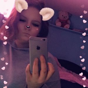 Meet your Posher, Tori